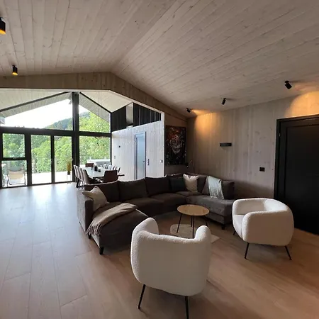 Dom wakacyjny Gorgeous In With Sauna Favang